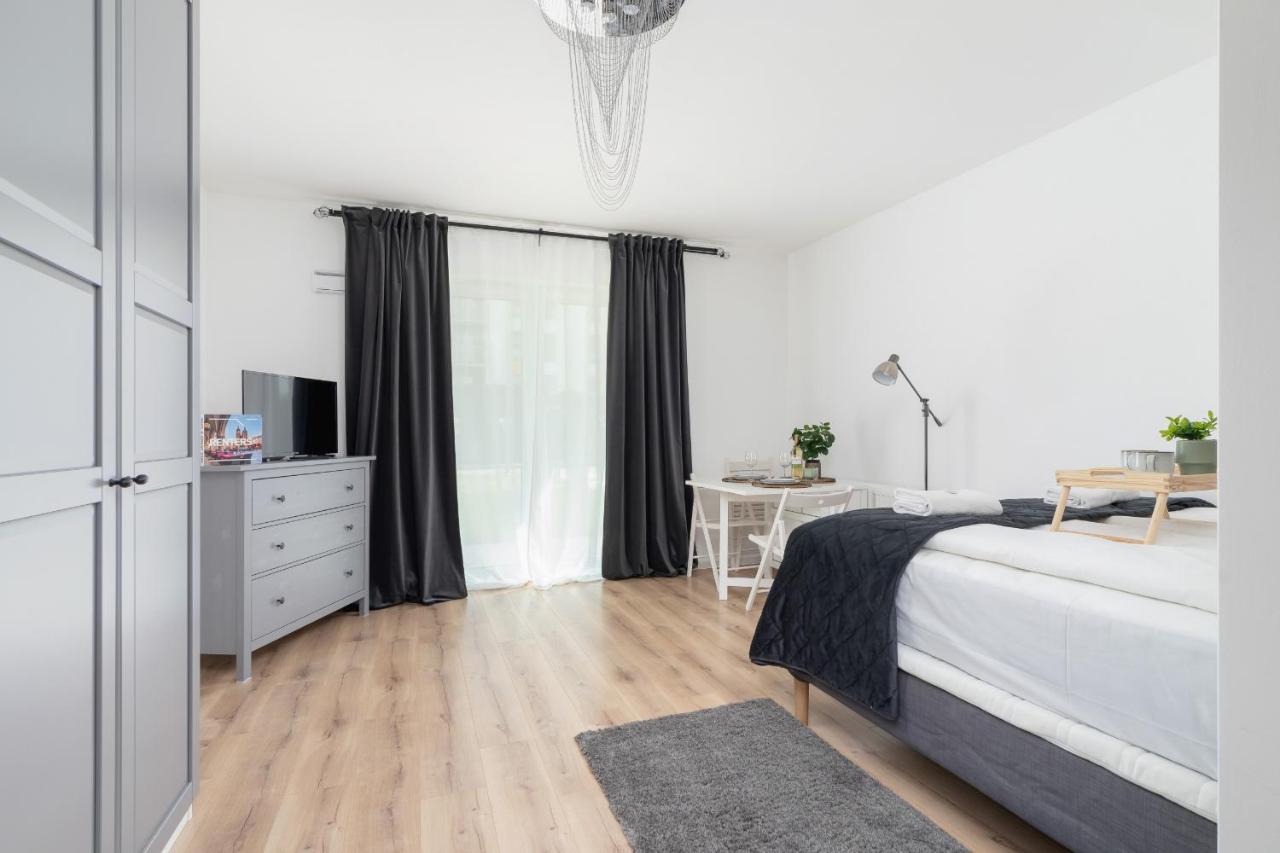 Elegant Pet-Friendly Studio In Krakow By Noclegi Renters מראה חיצוני תמונה