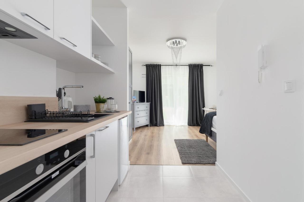 Elegant Pet-Friendly Studio In Krakow By Noclegi Renters מראה חיצוני תמונה